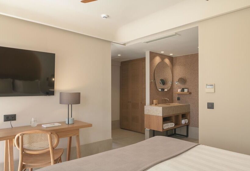 Номер Deluxe, Paralos Venus Suites Adults Only
