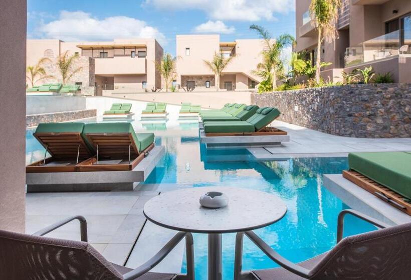 Junior swim-up suite, Paralos Venus Suites Adults Only