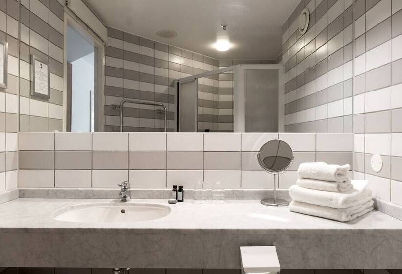 חדר דלוקס, Elite Park