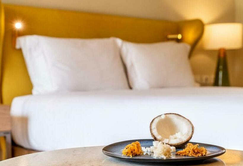 스탠다드 룸 킹사이즈 침대, Fairmont Rio De Janeiro Copacabana