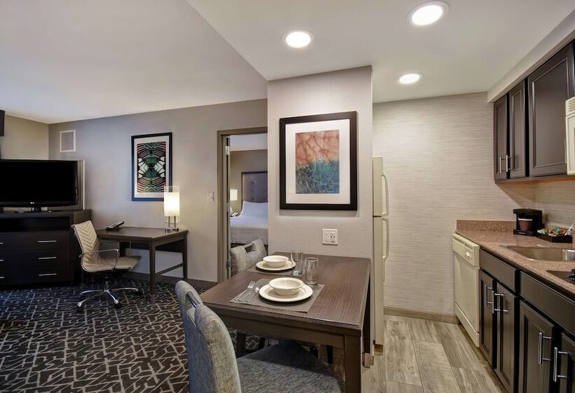סוויטה, Homewood Suites By Hilton Edgewater