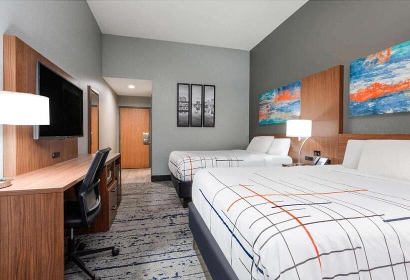 غرفة ديلوكس, La Quinta Inn & Suites By Wyndham St. Petersburg Northeast