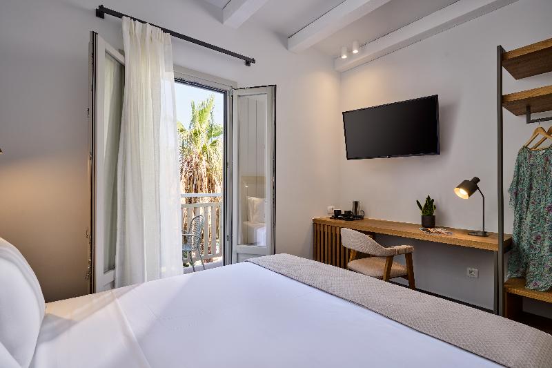 标准间, Meltemi Village