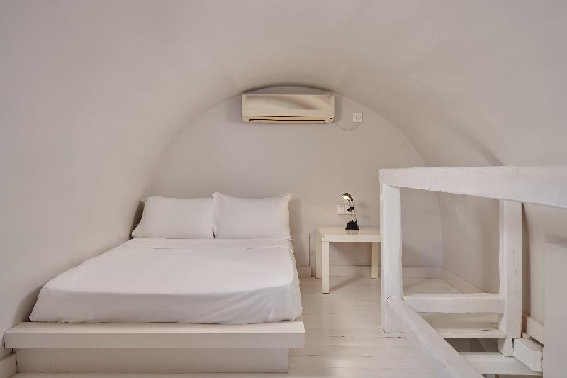 带按摩浴盆的套房, Meltemi Village