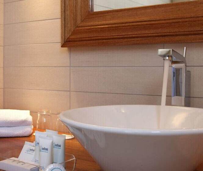 高级大房间, Meltemi Village