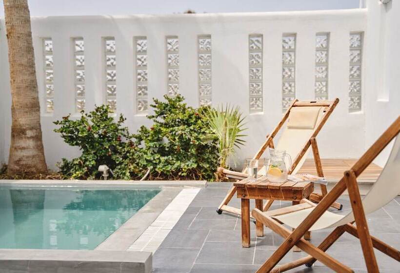 标准工作室, Meltemi Village