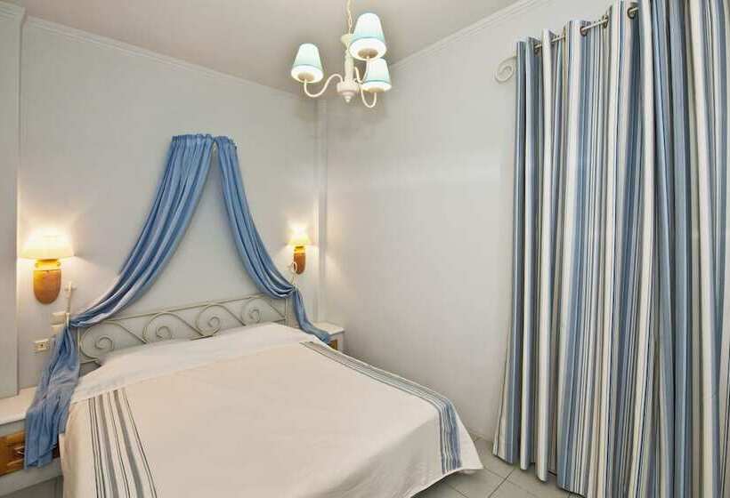 经济房, Meltemi Village