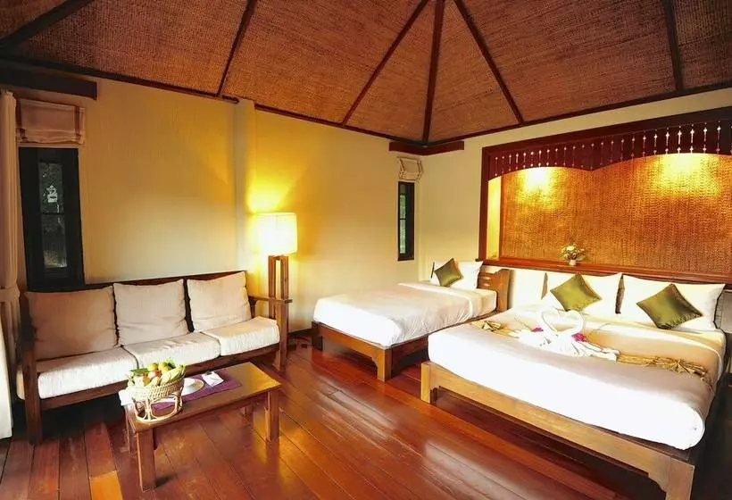 کلبه ییلاقی, Pai Hotsprings Spa Resort