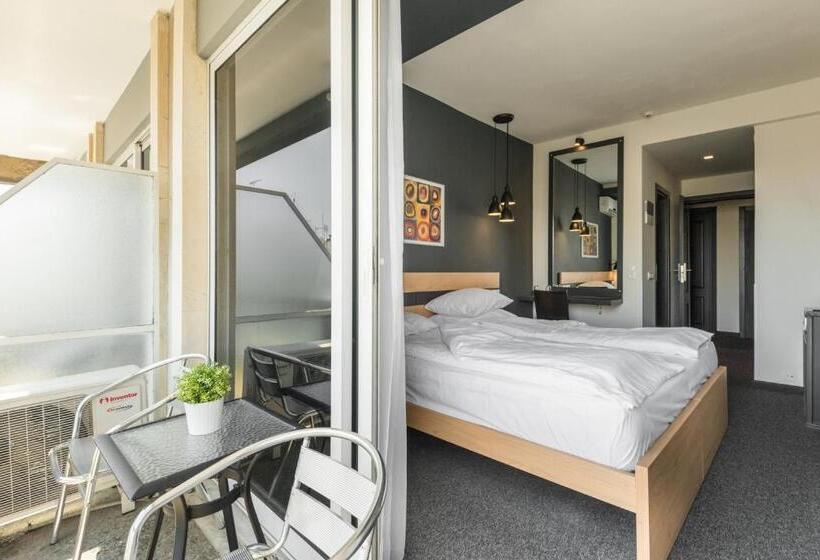 חדר סופריור, Park