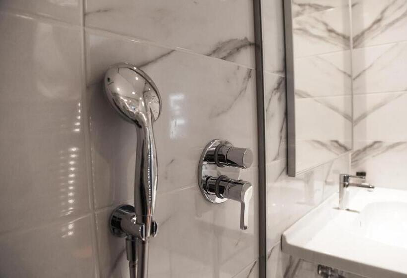 غرفة إقتصادية داخلية, Park