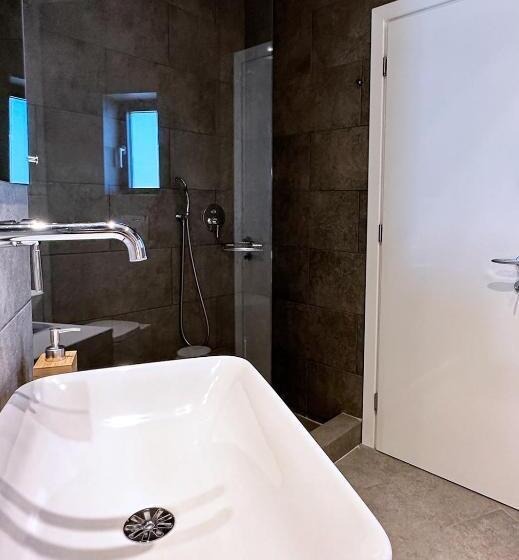 غرفة قياسية, Park