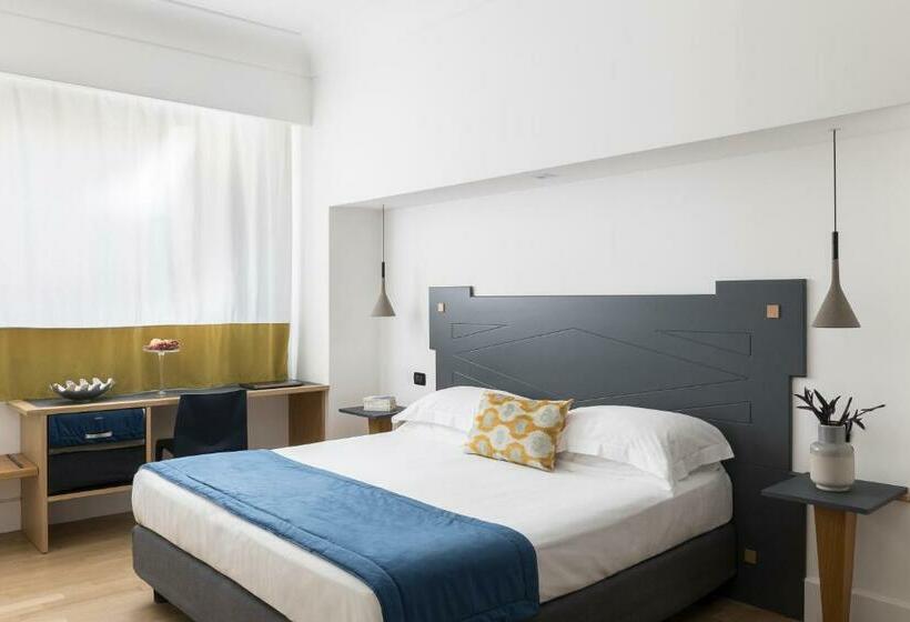 高级大房间, Plaza Opéra