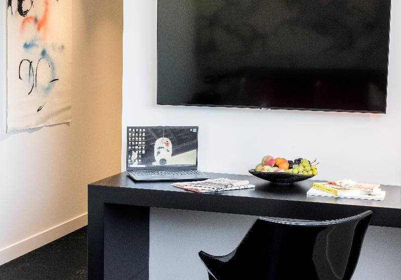 豪华三人间, Plaza Opéra