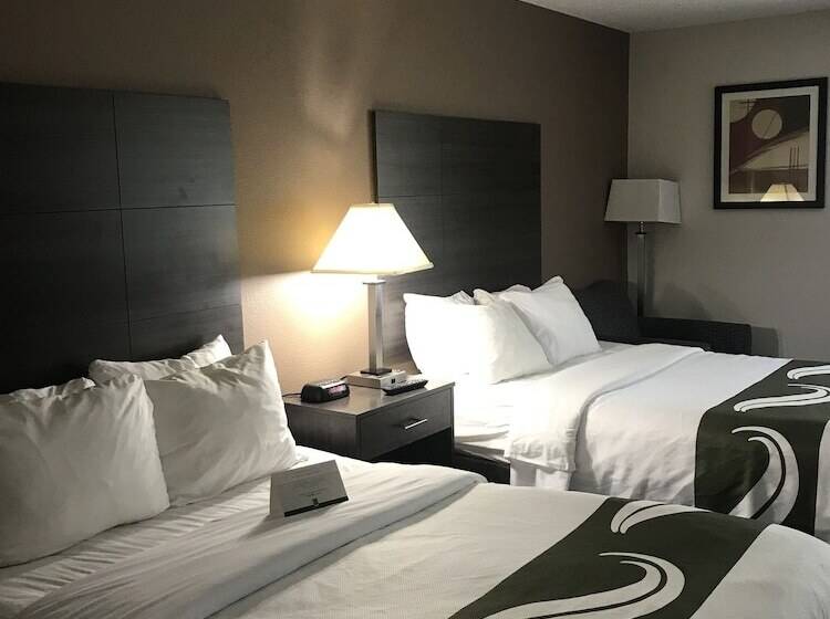 اتاق استاندارد با 2 تخت دوبل, Quality Inn High Point  Archdale