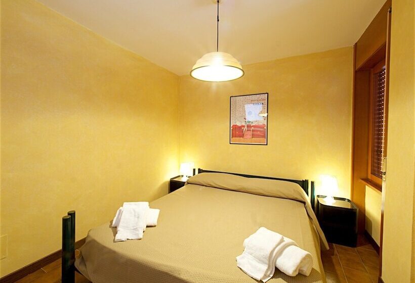 آپارتمان کلاسیک 1 خوابه, Residence Solemaremma