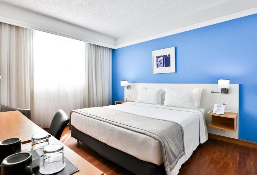 Camera Premium, Slaviero Sao Paulo Downtown