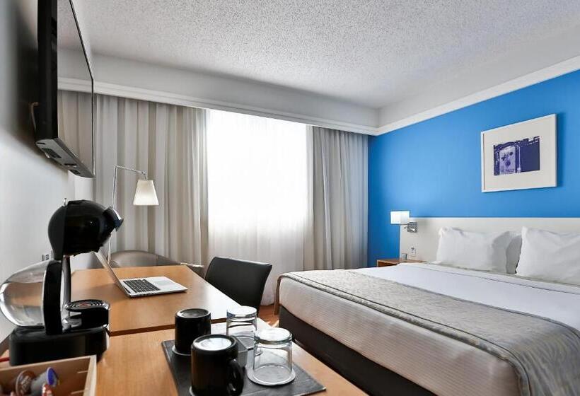 Camera Premium, Slaviero Sao Paulo Downtown