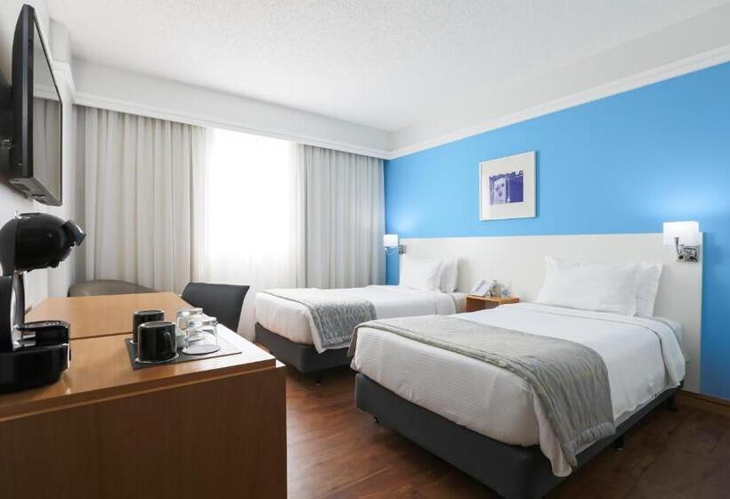 Camera Premium, Slaviero Sao Paulo Downtown