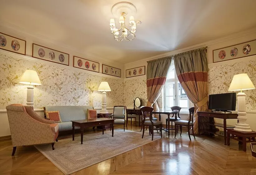 エクゼクティブスイート, The Bonerowski Palace Boutique