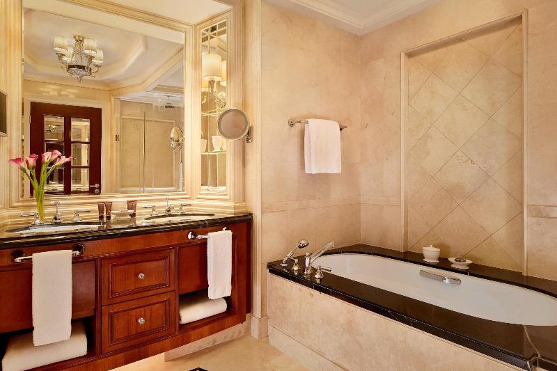 带城市景观的优质房间, The Ritzcarlton, Guangzhou