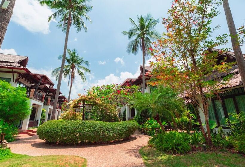 Номер Deluxe Вид на Бассейн, Railay Village Resort