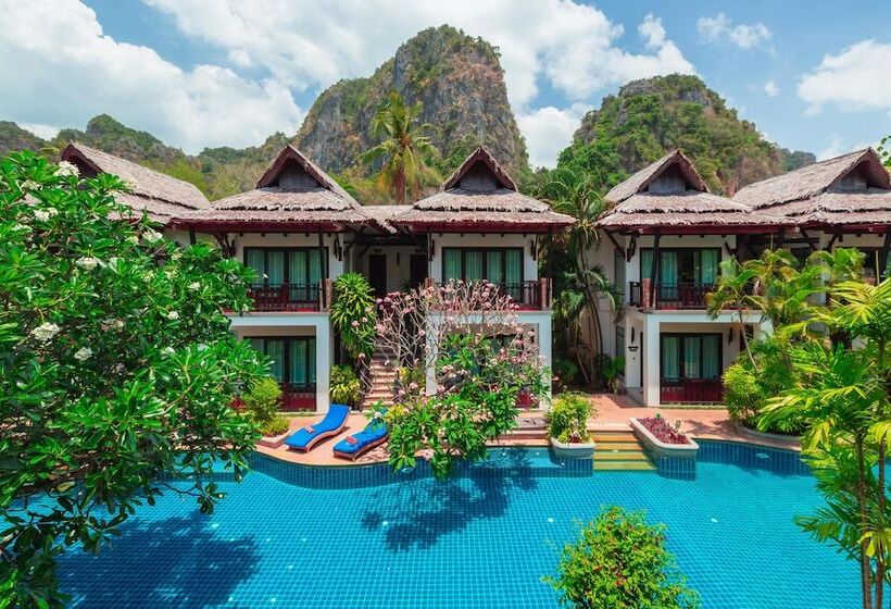 プールの見えるデラックスルーム, Railay Village Resort