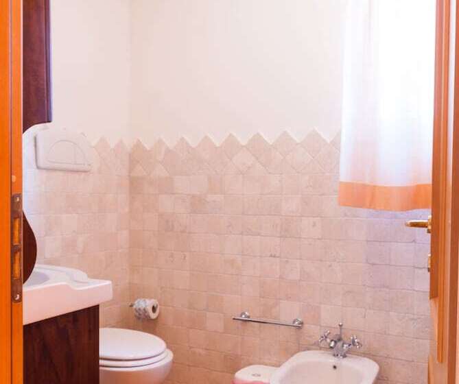 דירת חדר, Villaggio Le Querce