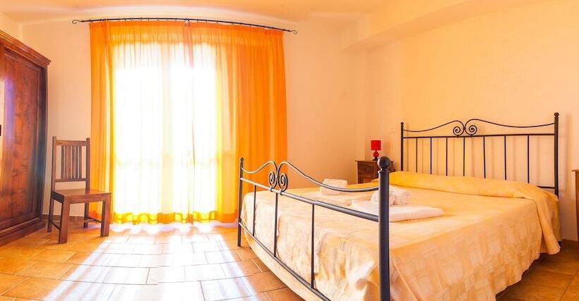 דירת חדר, Villaggio Le Querce