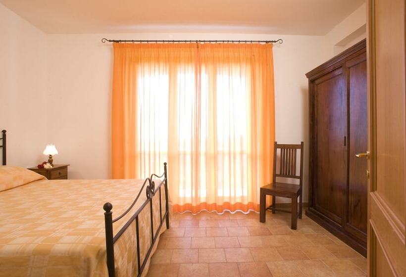 דירת חדר, Villaggio Le Querce