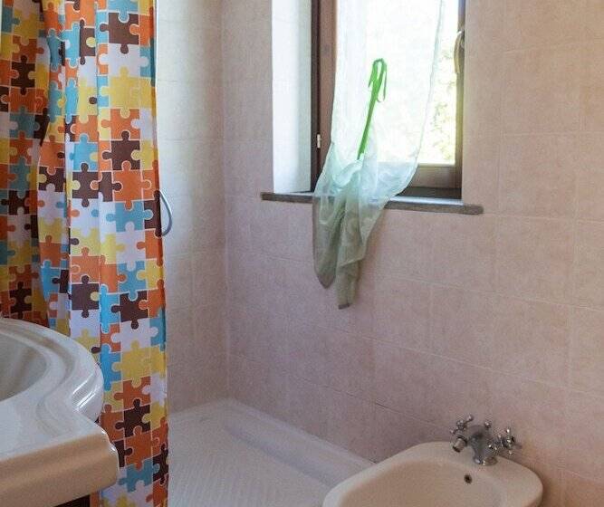 דירת חדר, Villaggio Le Querce