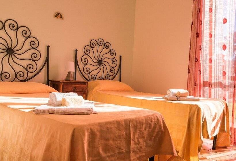 דירת חדר, Villaggio Le Querce