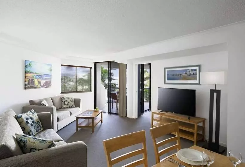 2 Bedroom Apartment Garden View, Breakfree Grand Pacific