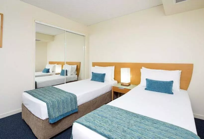 2 Bedroom Apartment Garden View, Breakfree Grand Pacific