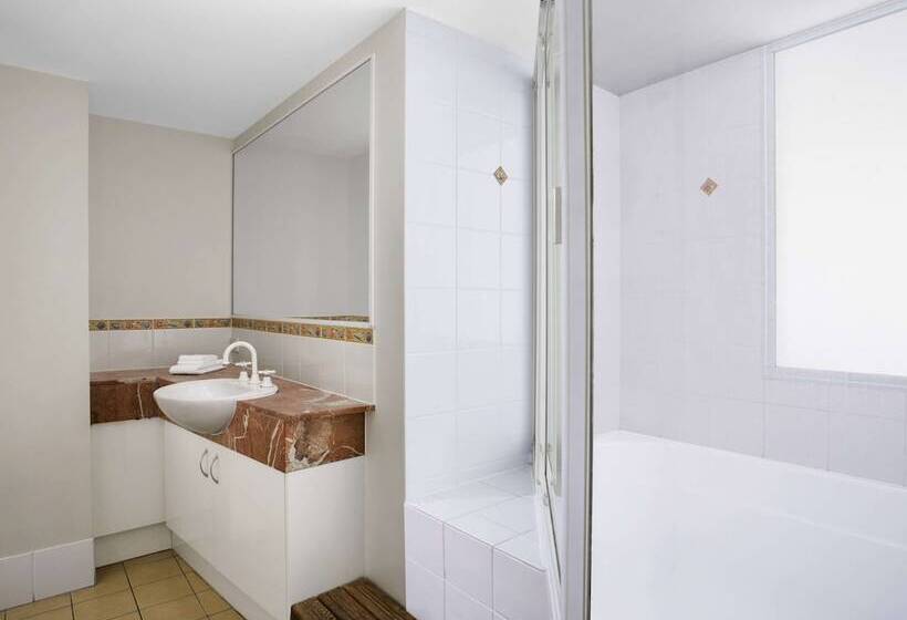 דירת 2 חדרי שינה עם נוף לגינה, Breakfree Grand Pacific