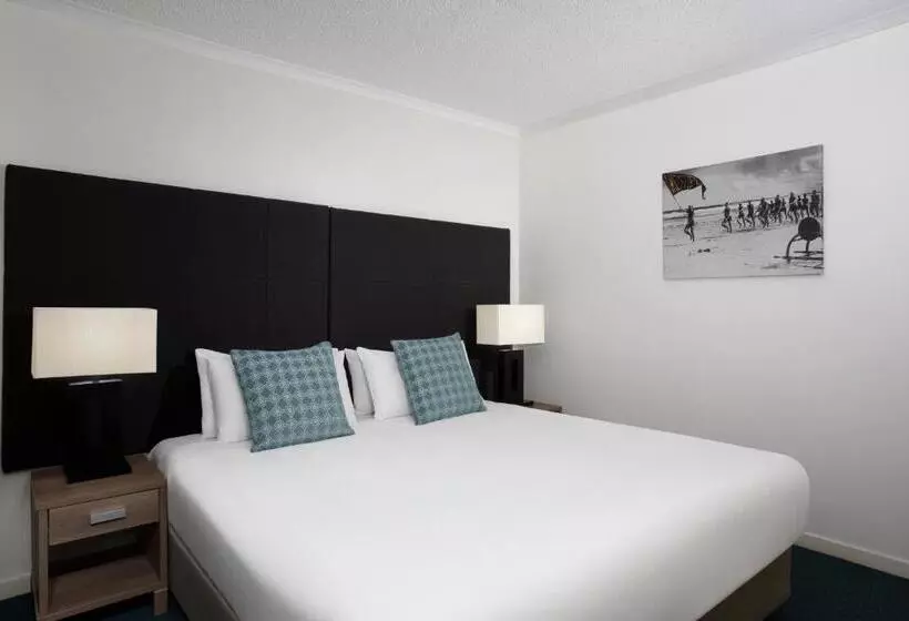 2 Bedroom Apartment Garden View, Breakfree Grand Pacific