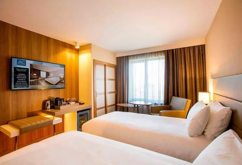 デラックスルーム, Ac Hotel By Marriott Manchester Salford Quays