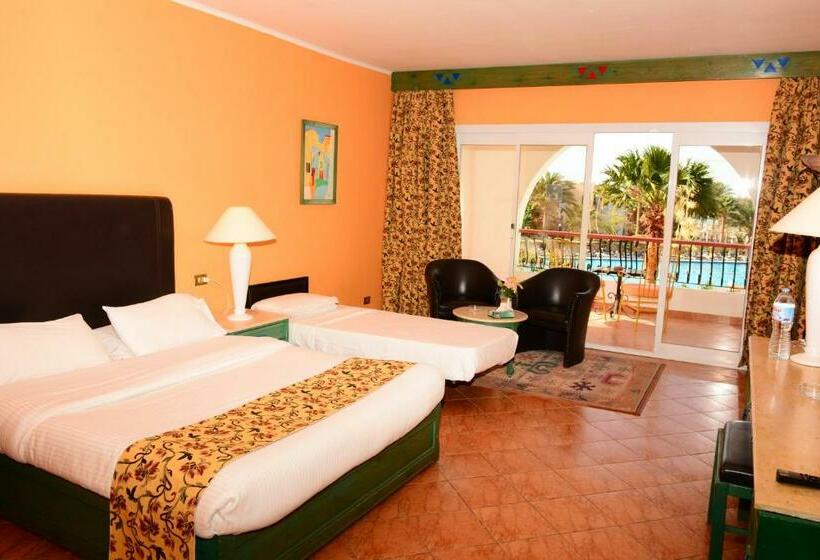 Номер Стандарт Вид на Море, Arabia Azur Resort