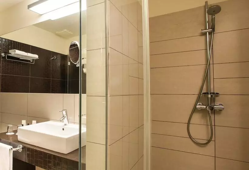 スーペリアールーム, Buda Castle Hotel Budapest