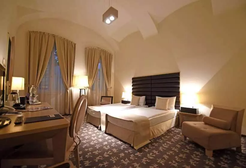 スーペリアールーム, Buda Castle Hotel Budapest