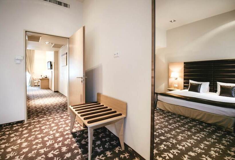 סוויטה אקזקיוטיב, Buda Castle Hotel Budapest