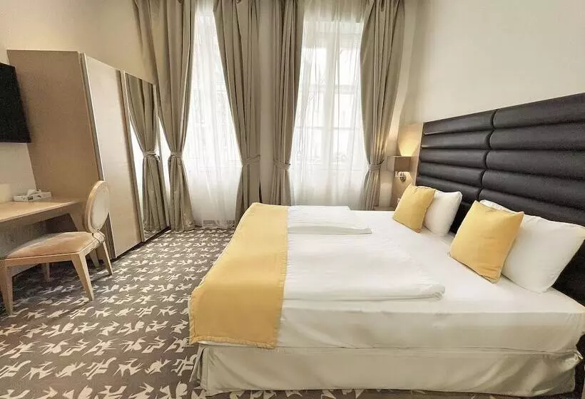 スタンダードルーム, Buda Castle Hotel Budapest