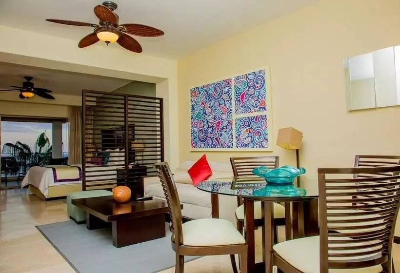 سوییت جونیور, Casa Dorada Los Cabos Resort & Spa