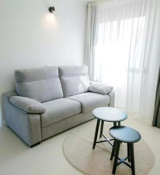 اتاق استاندارد سه نفره, Bluesea Faro Cullera