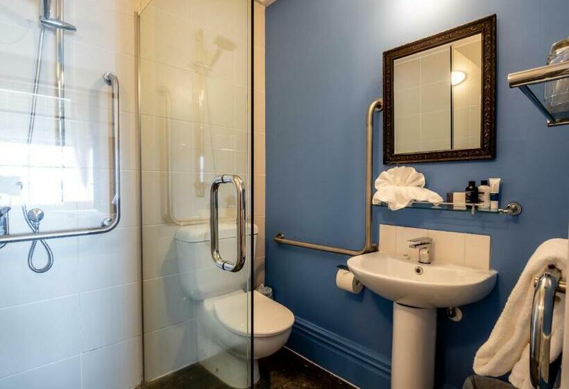 غرفة قياسية سرير كينج, D Urville Blenheim