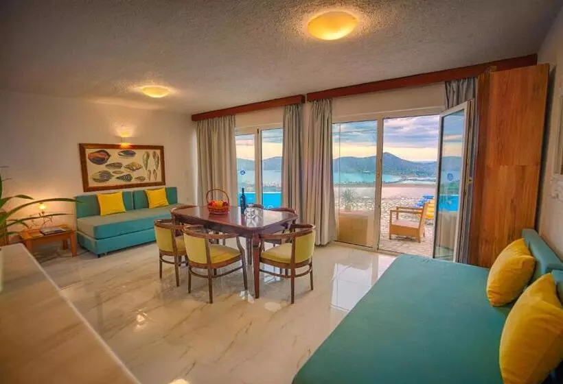 ツーベッドルーム　ヴィラ, Elounda Water Park Residence