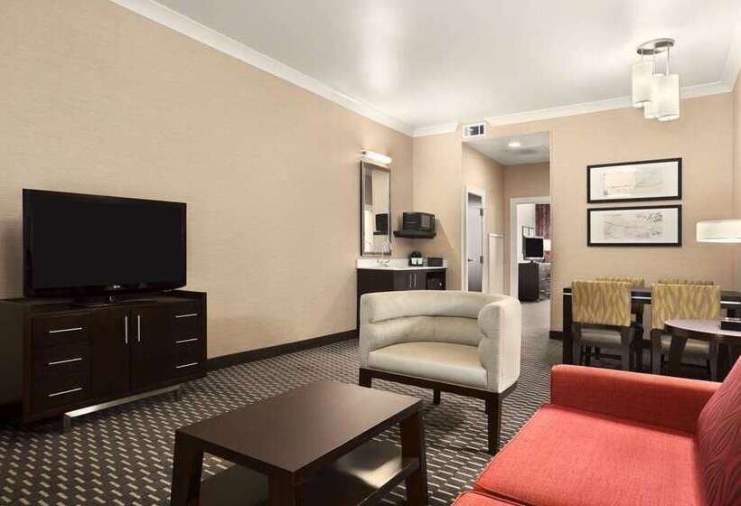 高级套房, Embassy Suites By Hilton Hampton Convention Center