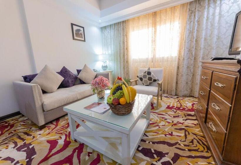 스위트, Ewan Ajman Suites