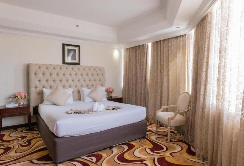 سوئیت دلوکس 2 خوابه, Ewan Ajman Suites