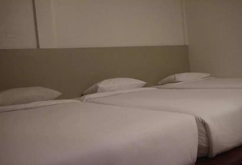 اتاق سوپریور سه تخته, Floral Shire Suvarnabhumi Airport Sha Extra Plus