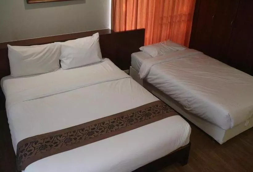 اتاق سوپریور سه تخته, Floral Shire Suvarnabhumi Airport Sha Extra Plus
